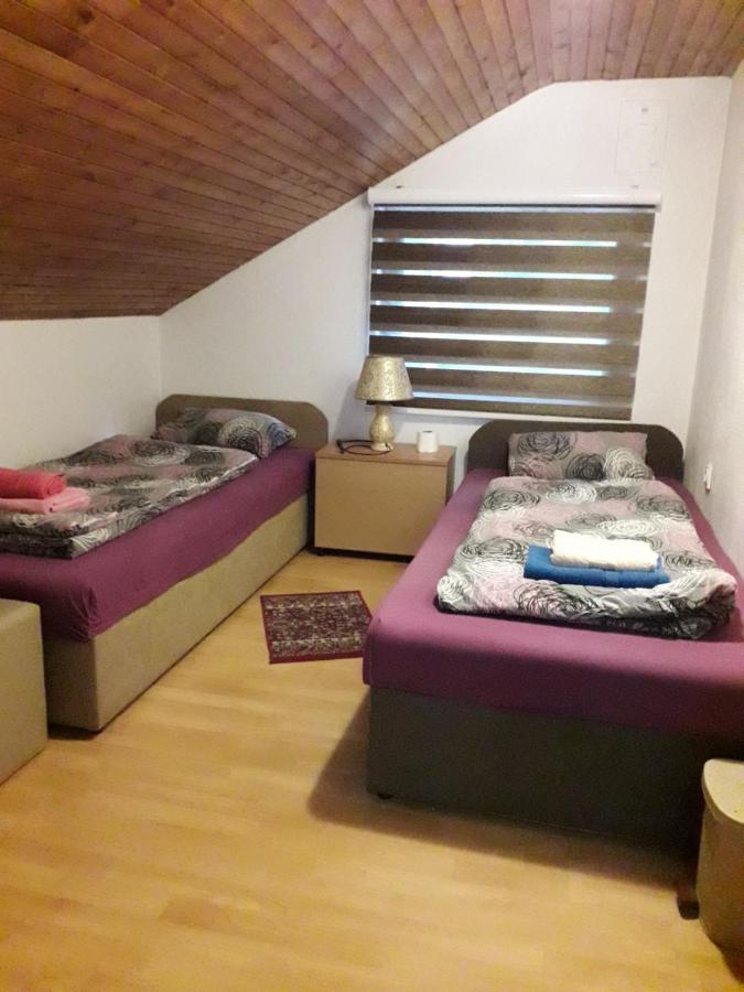 Hostel Topic 巴尼西卢卡 外观 照片