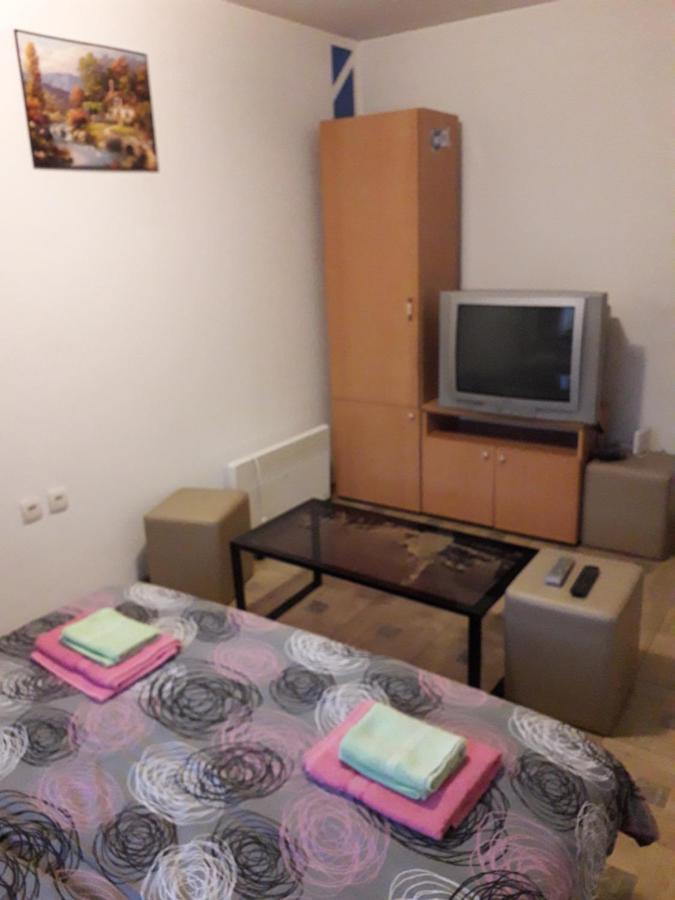 Hostel Topic 巴尼西卢卡 外观 照片
