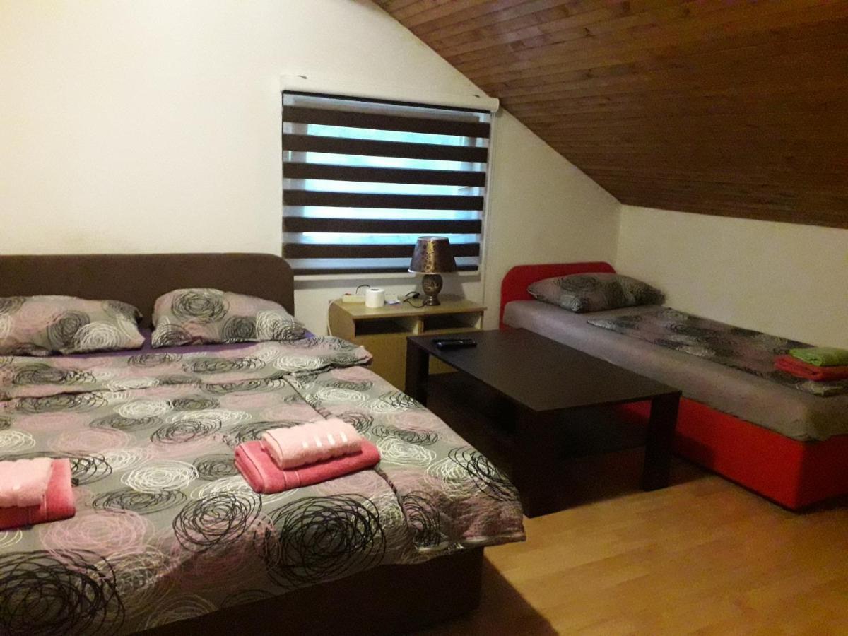 Hostel Topic 巴尼西卢卡 外观 照片