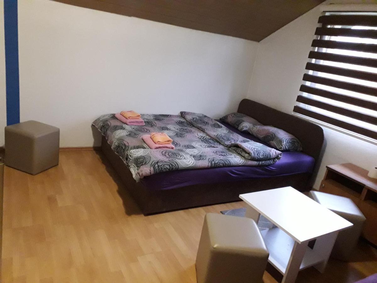 Hostel Topic 巴尼西卢卡 外观 照片
