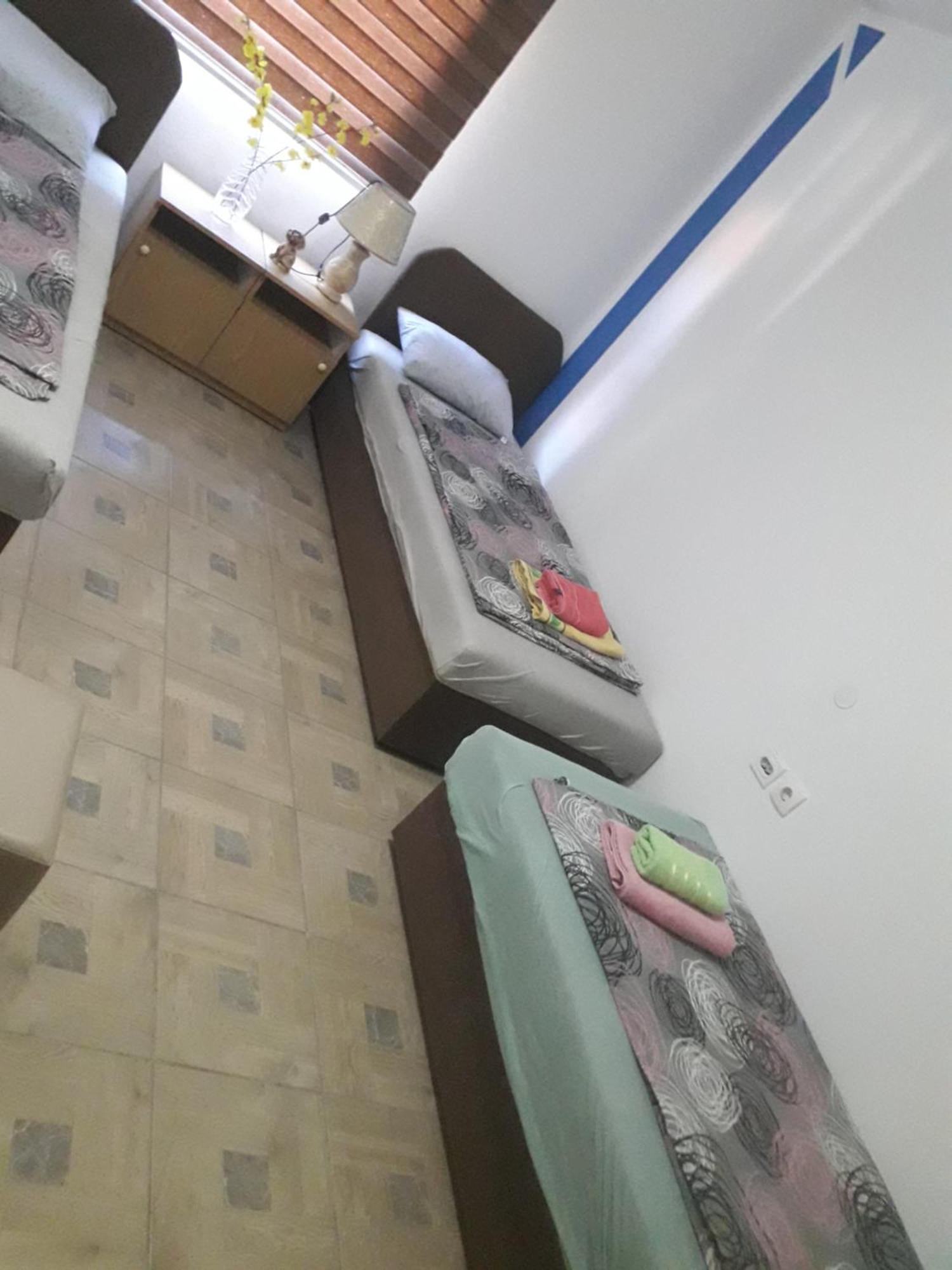 Hostel Topic 巴尼西卢卡 客房 照片